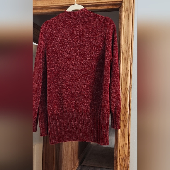 Sweater - Picture 3 of 5